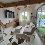 Avec Piscine Proche Plages Apartman Agde