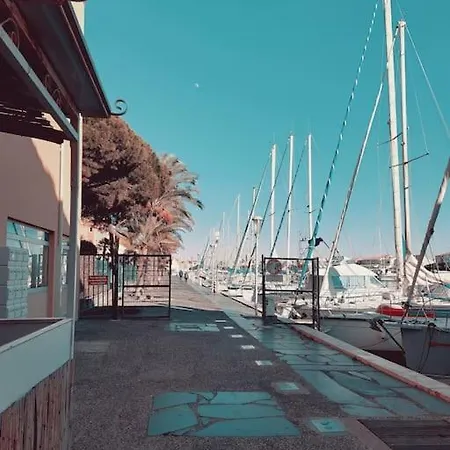 Avec Piscine Proche Plages アパート